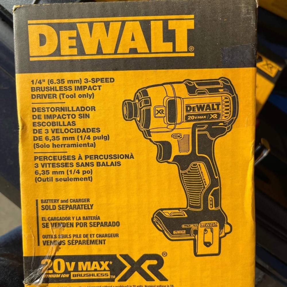 Dewalt 1/4”  3 speed brushless impact driver